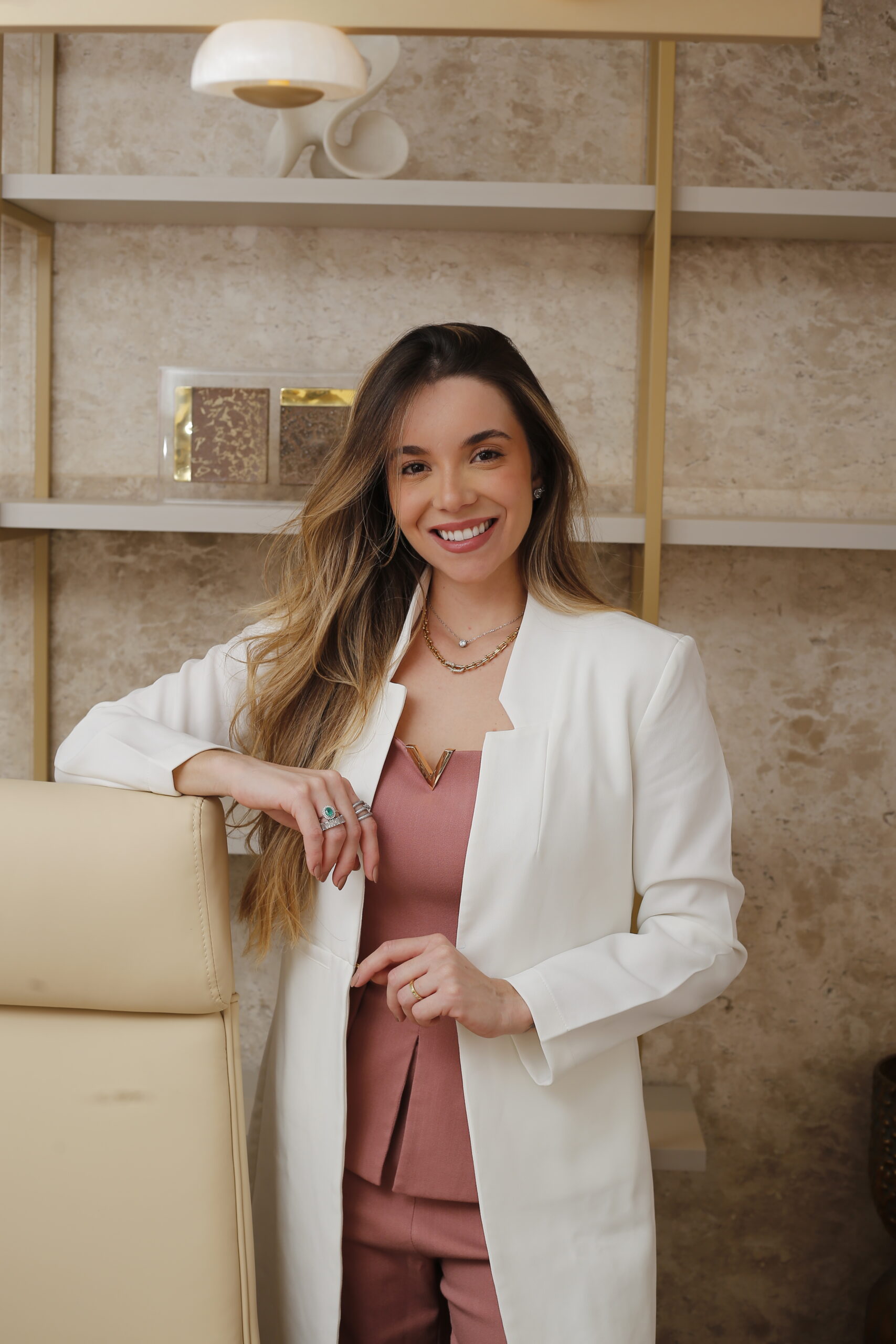 Reposição hormonal com dose ajustada ao longo do acompanhamento